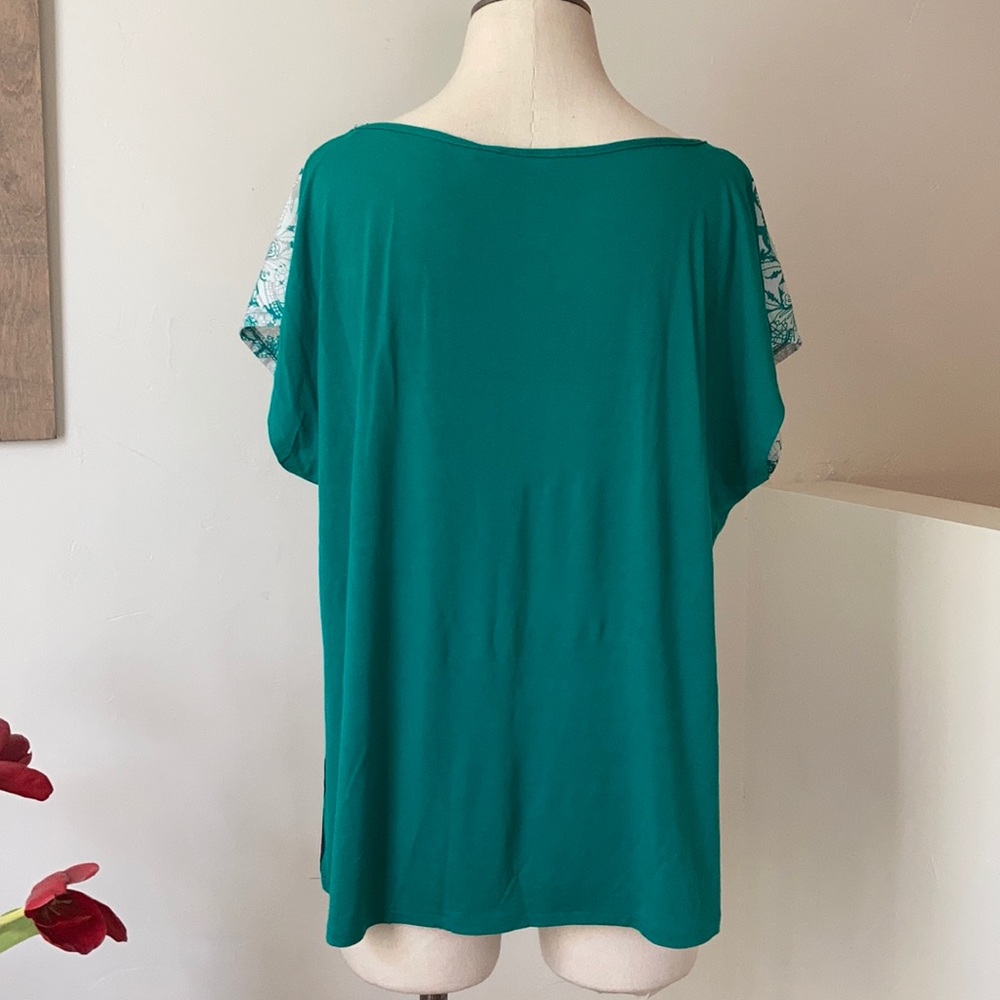 ❤️ Jade Colored Top - Picture 2 of 6